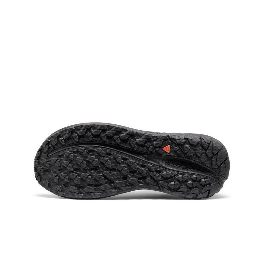 Women's Roam Waterproof Trail Running Shoe Black/Black - Image 6